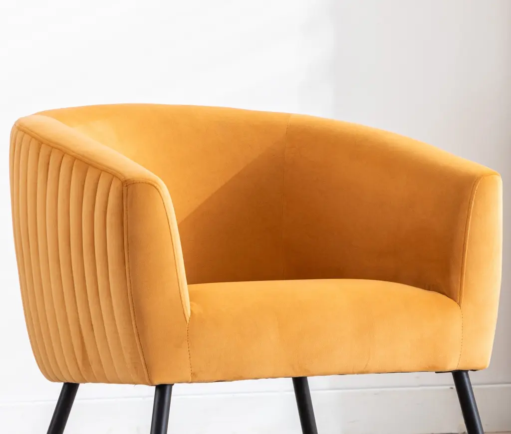 Opulent Design Accent Chair Yellowish Orange Velvet Clean Line Modern Decor kanepe