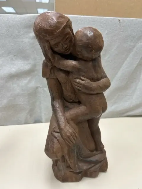 WOMAN W/CHILD POTTERY STATUE - 24x36 Inches
