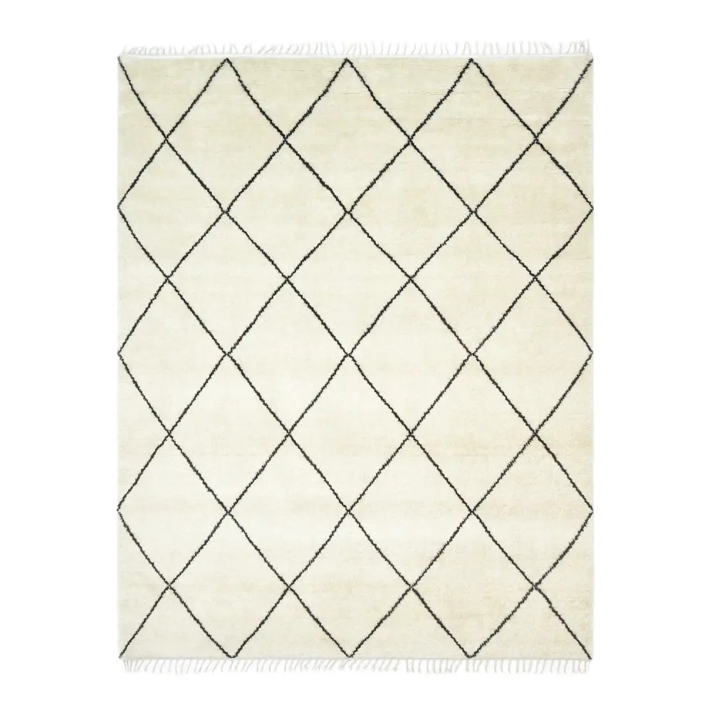 Ivory Moroccan Diamond Shag Rug - 8' x 10'