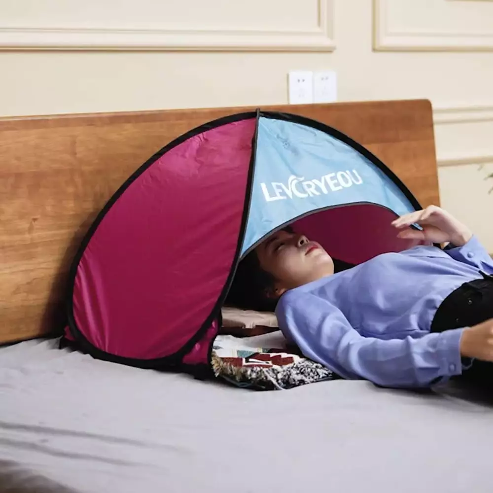 LEVORYEOU Multicolor Mini Beach Sun Shade Canopy Instant Outdoor Beach Tent Shelter Carry Bag Xs