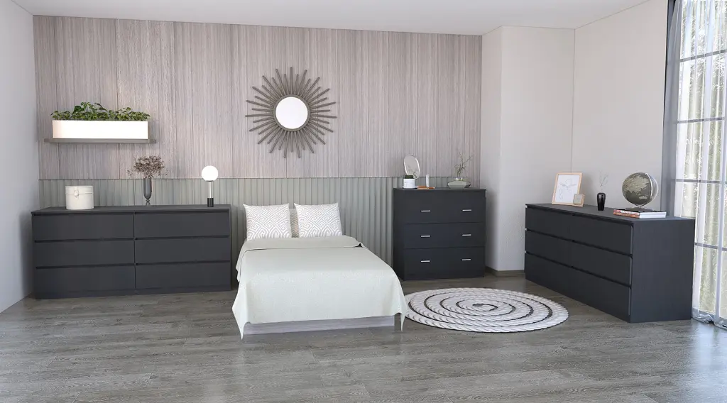 3 Piece Bedroom Set 2 Six Drawer Dressers and Three Drawer Nightstand rta mubles colombia