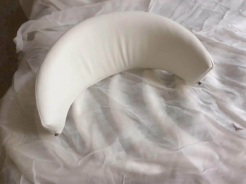 Ivy Ivory PU Backrest Office or Home Chair nh-cloudhouse