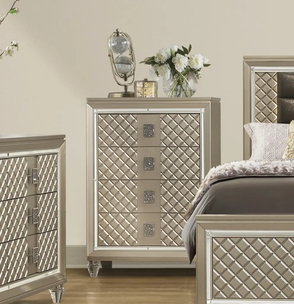 Glamorous Champagne Finish Chest 4 Drawers Acrylic Feet kanepe