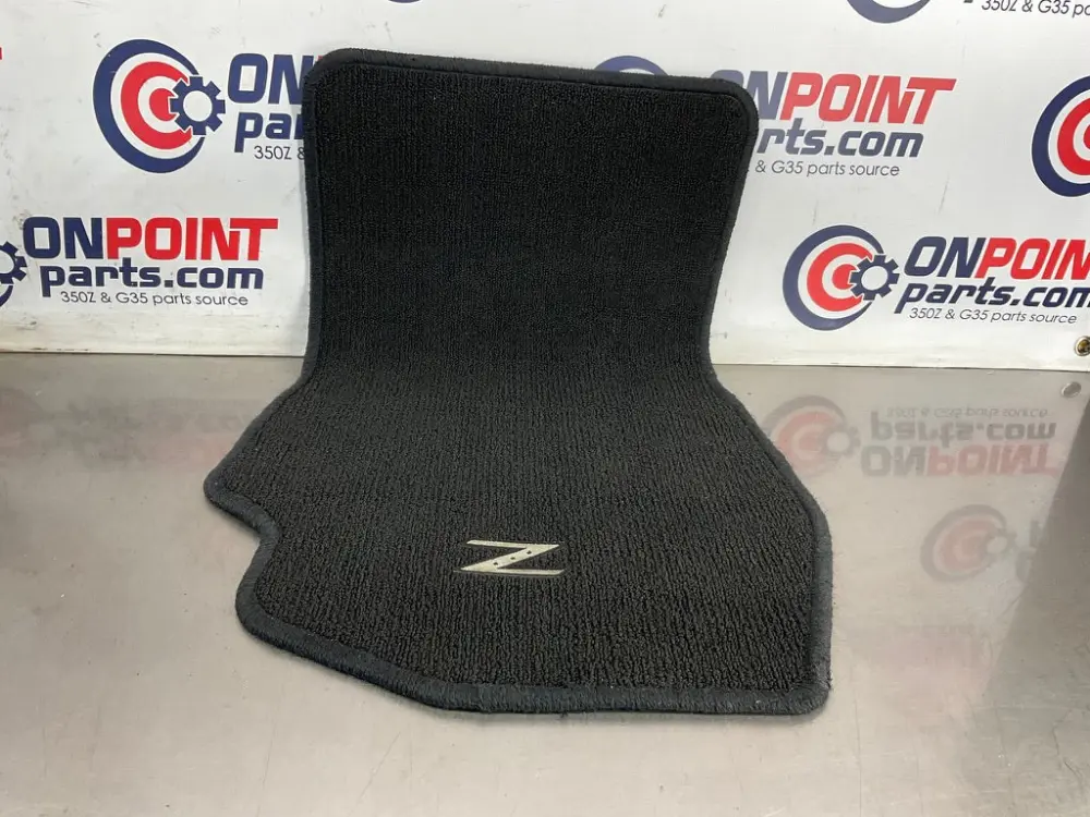 2007 Nissan 350Z Passenger Right Floor Mat 999E2 OEM 25BCBE9