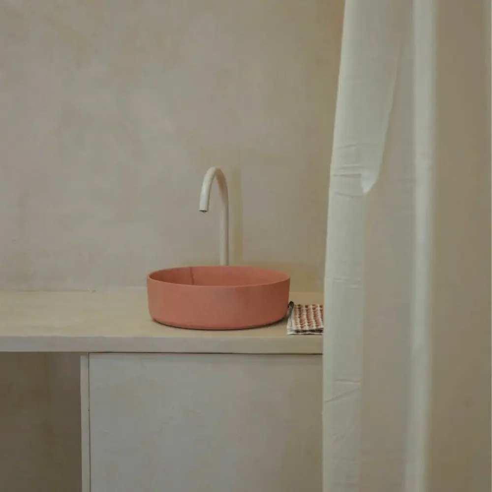 Oven-Safe Lille cement washbasin - Fuchsia