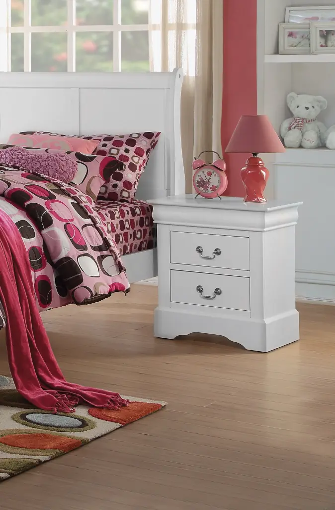 Louis Philippe III White Finish Nightstand White Synthetic Timber urban nest