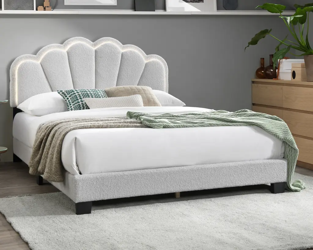 White Queen Size Bed Wool Material Floral Design Headboard and LED Lights kanepe