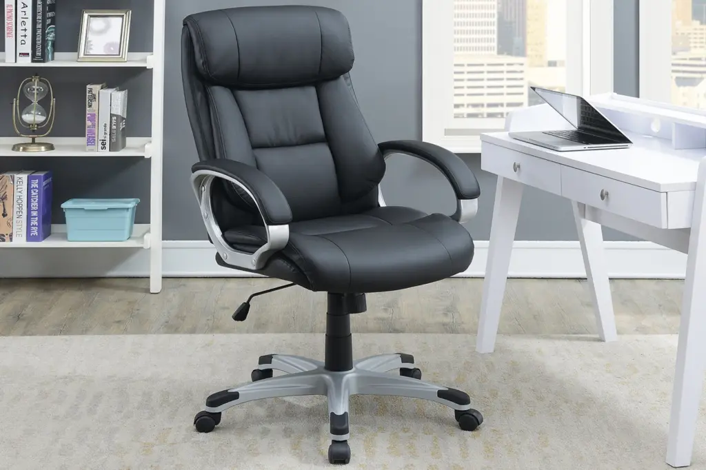 Classic 1Pc Stationery Chair Black Hue Cushioned Headrest Customizable Work Chair kanepe