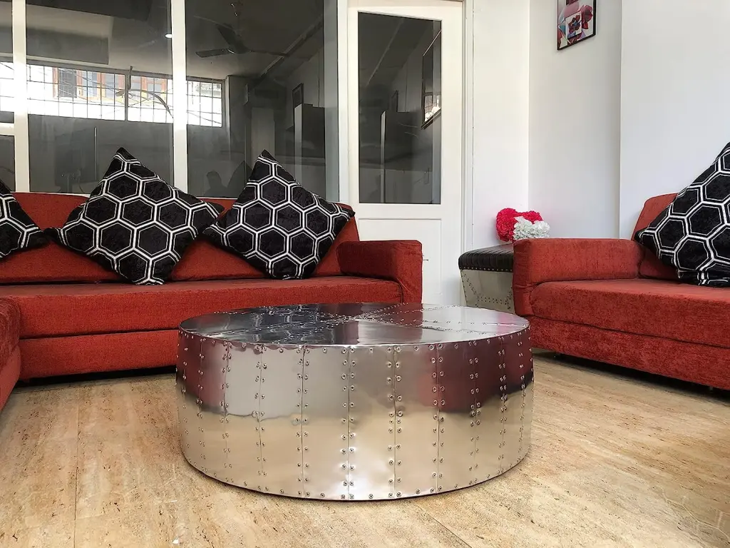 NauticalMart Aluminum Drum Shaped Coffee Table Hammered Coffee Table Aviator Living Room Furniture