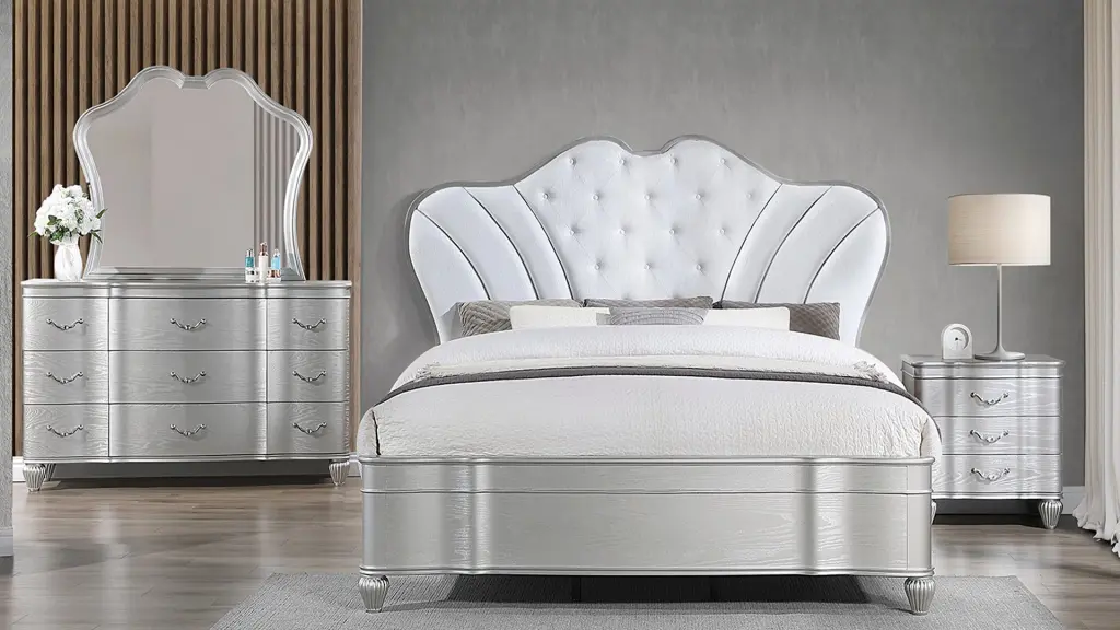 Landmark Traditional Upholstered Button Tufted King Size Bed Wood Frame galaxy home furnishings