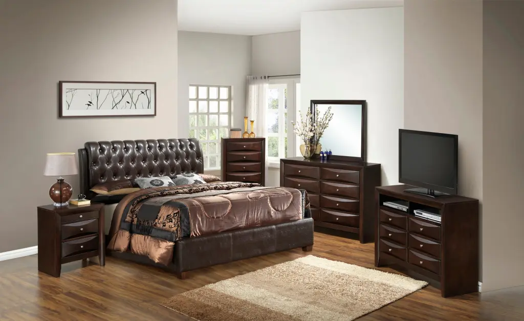 Marilla G1550C Queen Size Dark Brown PU Foam Upholstered Platform Bed glory furniture